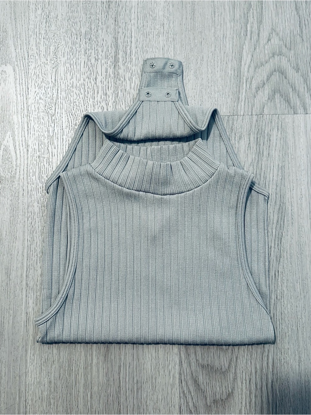 Zara Ribbed Mock Neck Sleeveless Top - Light Gray In Size XS-S
